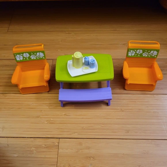 FisherPrice Toys Fisherprice Loving Family Backyard Picnic Table 2